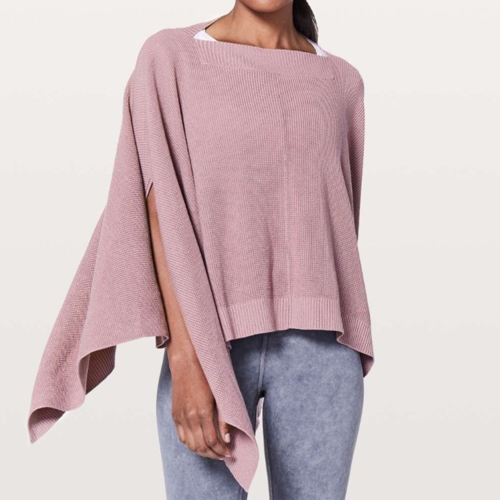Lululemon Forward Flow Cape Vintage Mauve